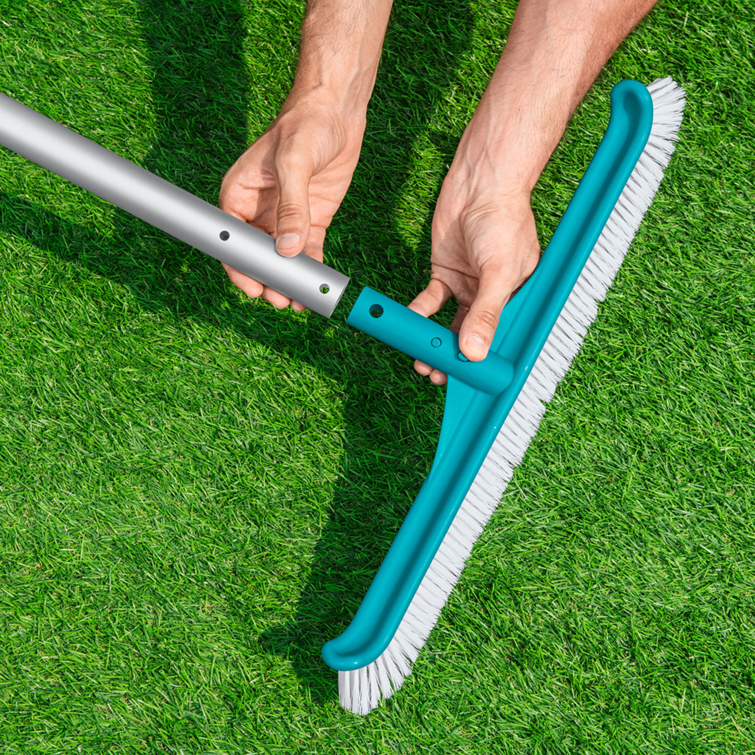 Bestway Poolbürste 50,5 cm breit | Aufsatz für Teleskopstange