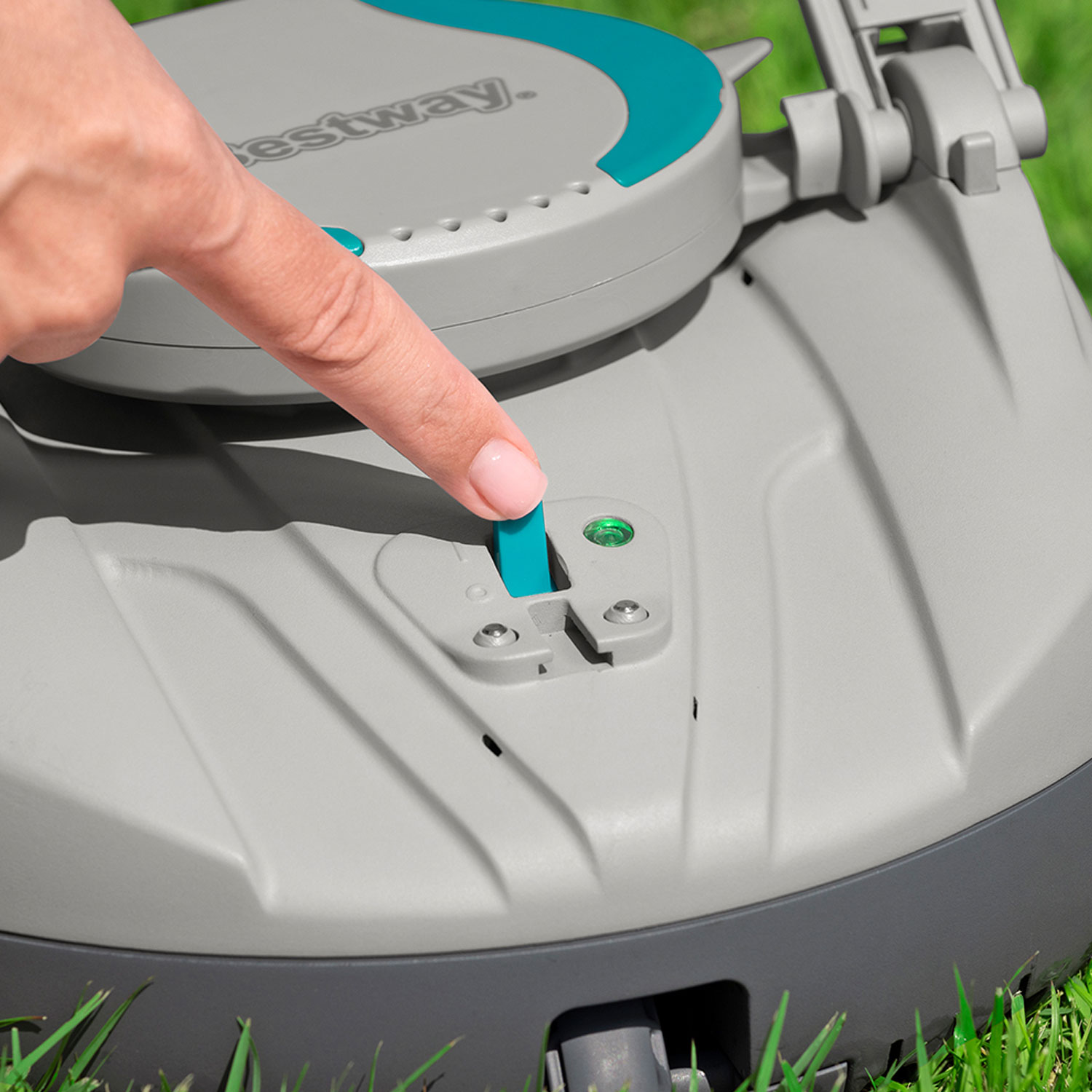 Bestway Poolsauger AquaTronix G100 | akkubetrieben